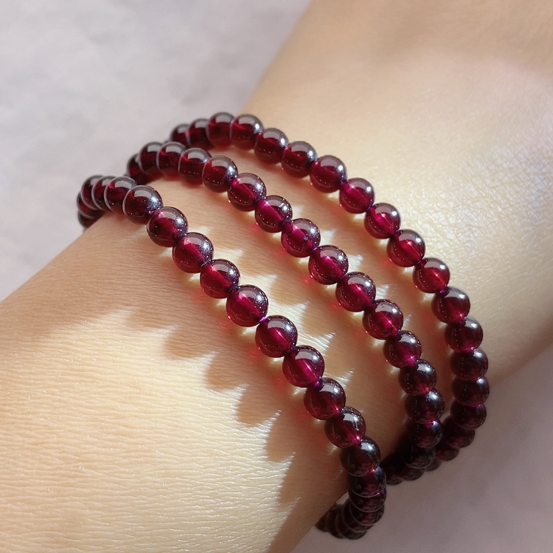 手链未镶嵌石榴石5.0福利款