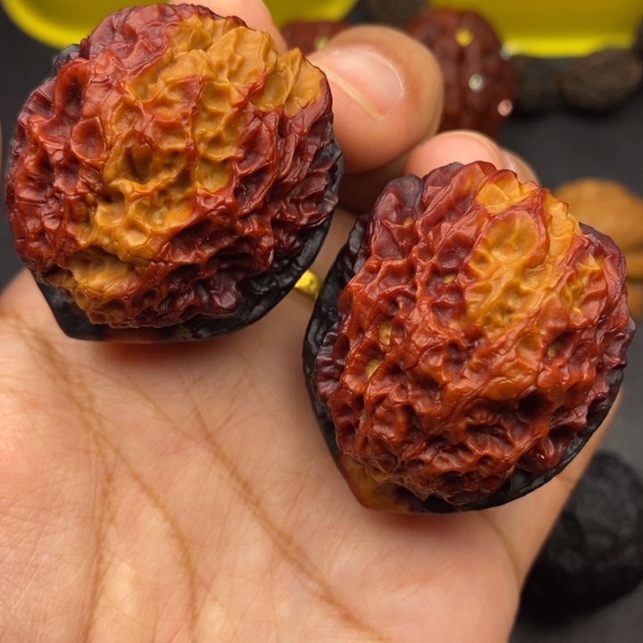 把件文玩核桃44尺珊瑚绣球