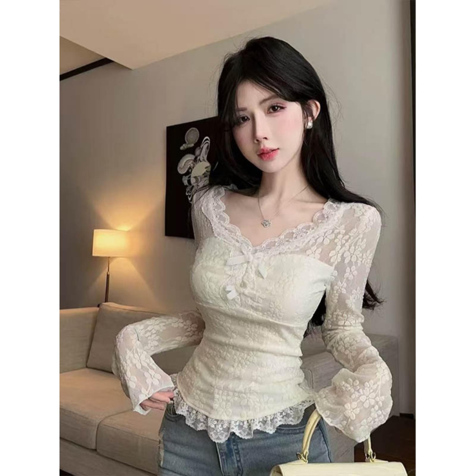 【现货】2025秋冬新款加绒加厚德绒蕾丝打底衫纯欲修身显瘦内搭上衣