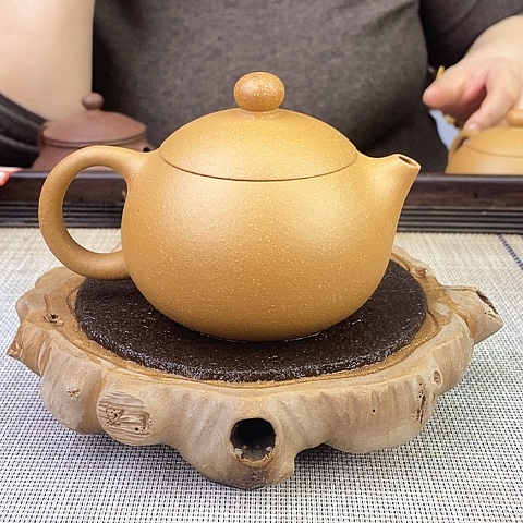 紫砂茶壶宜兴紫砂黄金段220c c