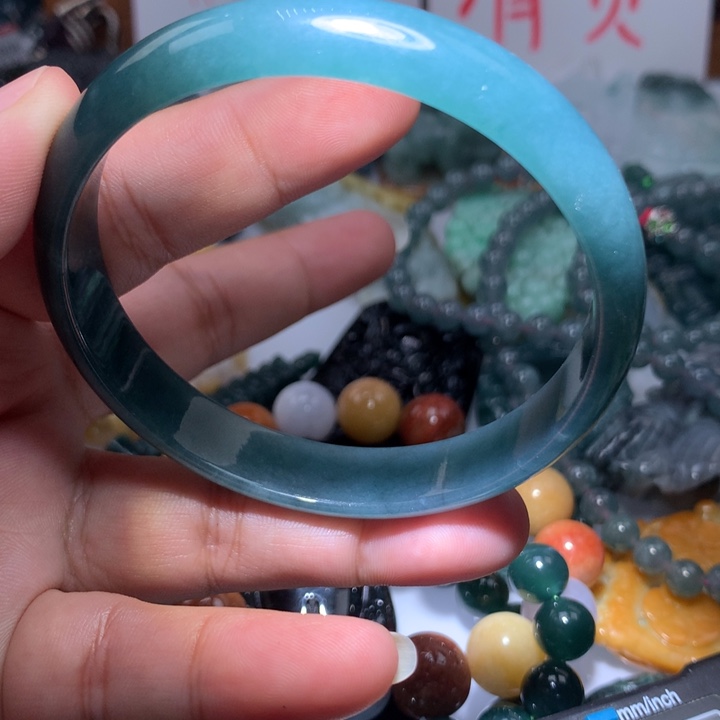 翡翠颈饰未镶嵌保真天然A货翡翠58.8