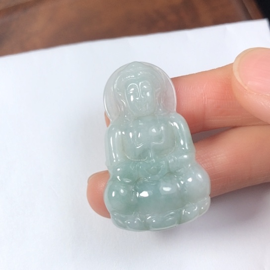 翡翠未镶嵌颈饰缅甸A货，每天下午1点半开播