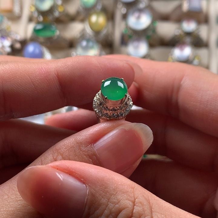 翡翠未镶嵌戒指缅甸天然翡翠Ａ货