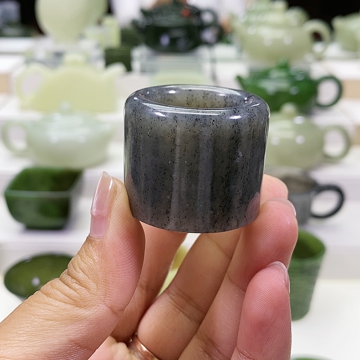 未镶嵌和田玉挂件扳指