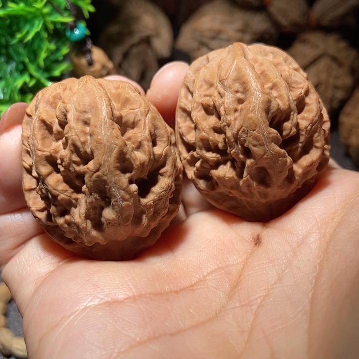 把件文玩核桃东北楸子小雪83