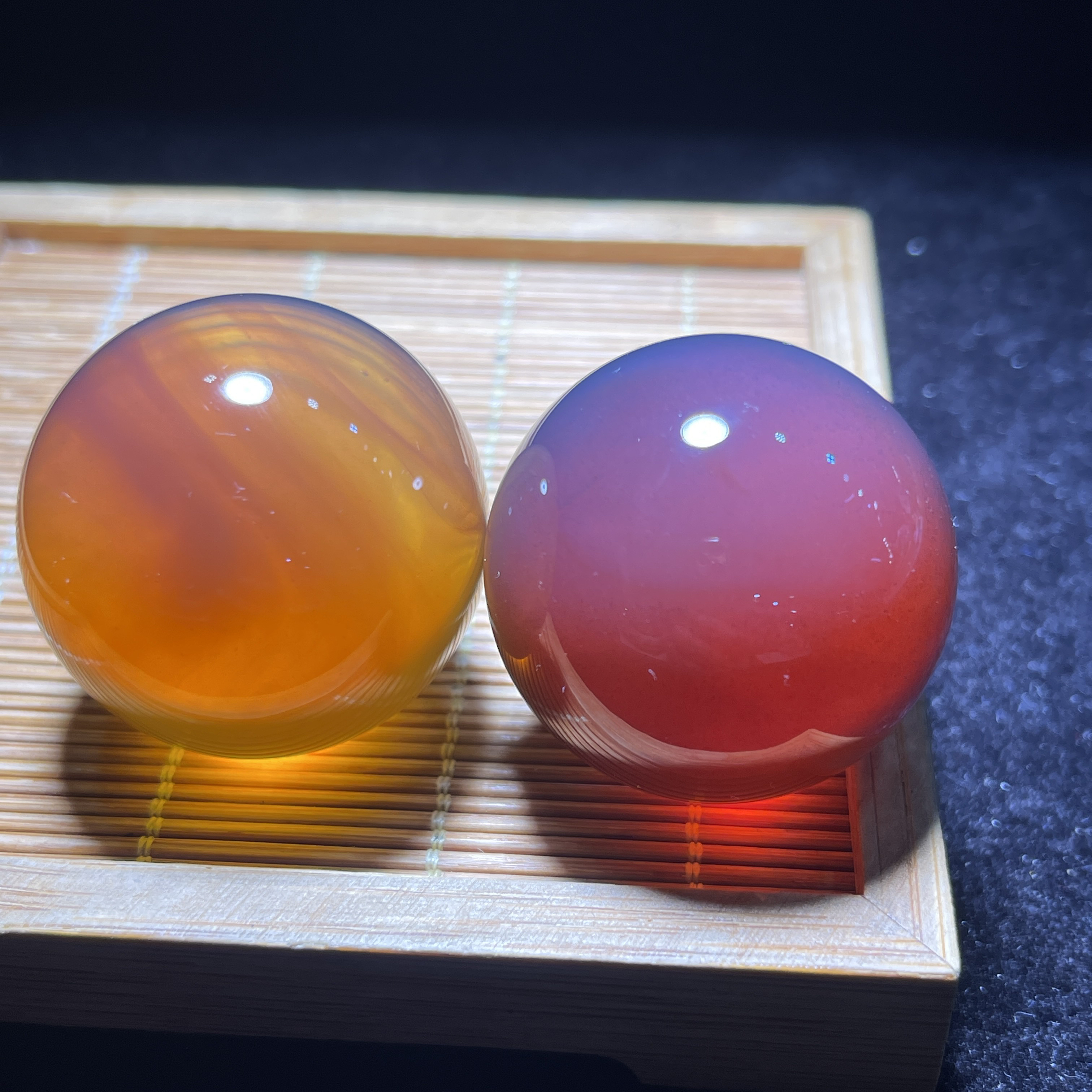 天然缅甸琥珀紫罗兰金棕一对手球36mm/35.5