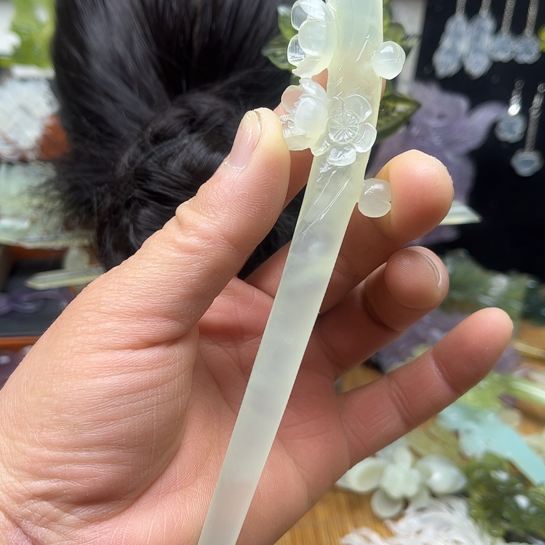 蛇纹石玉未镶嵌岫玉