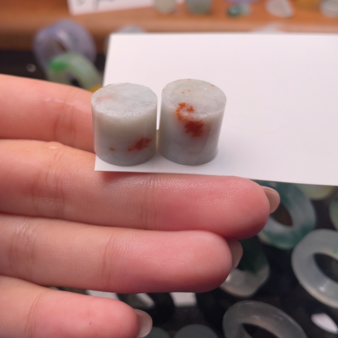未镶嵌定制翡翠洒红直通