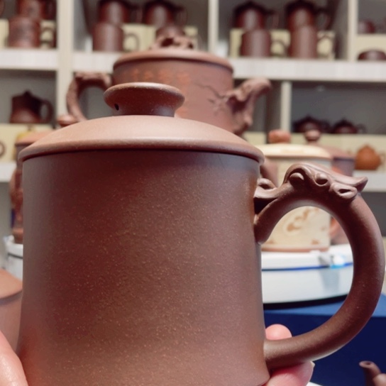 紫砂茶杯紫泥龙把杯