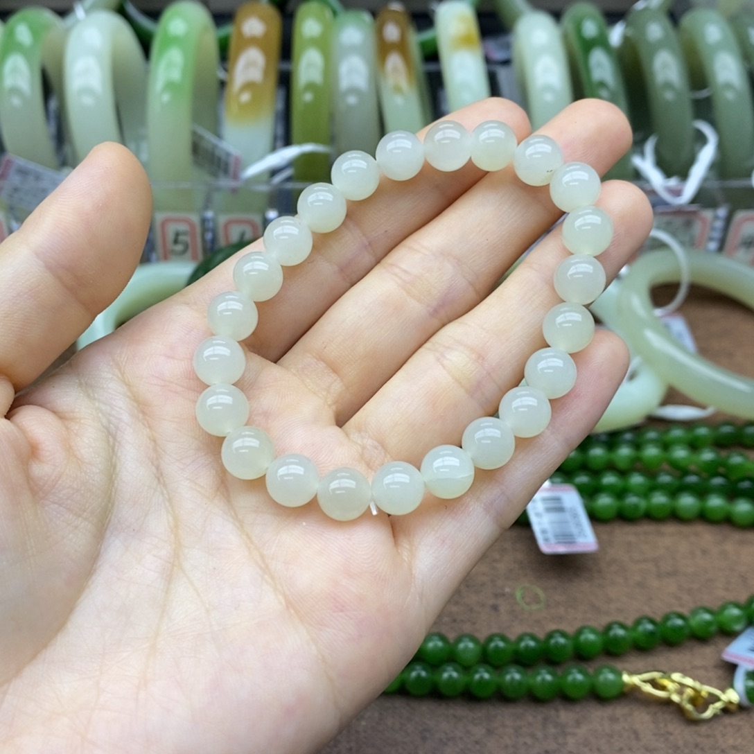 手串未镶嵌和田玉卡8