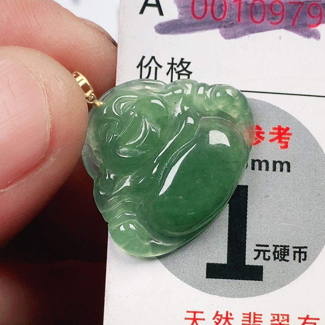 翡翠吊坠(不含链)未镶嵌