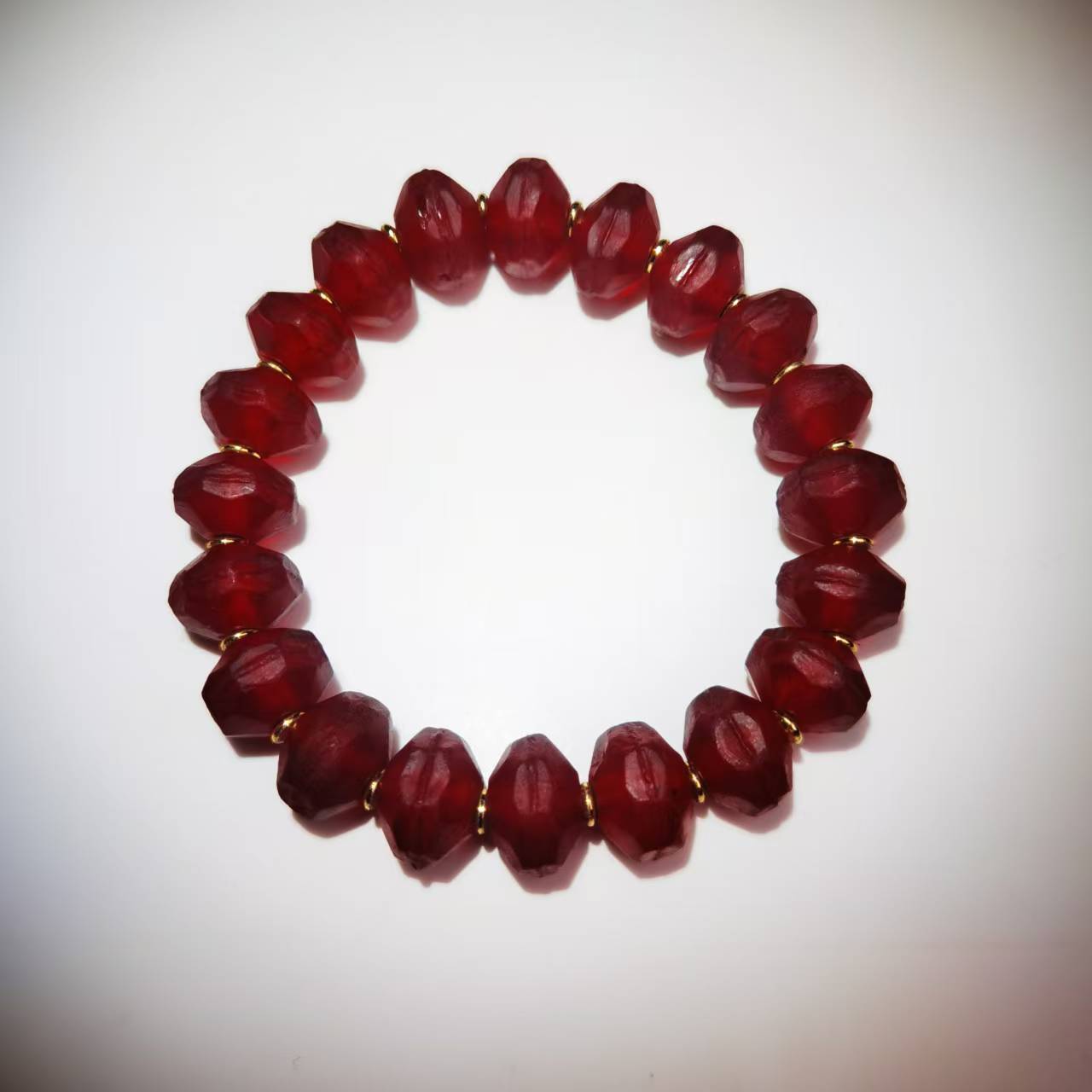 日月轩 | 精品多棱蝶珠酒红色老琉璃男女同款手持手串佛珠念珠   