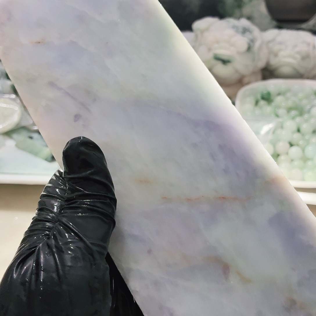 翡翠未镶嵌颈饰边角料