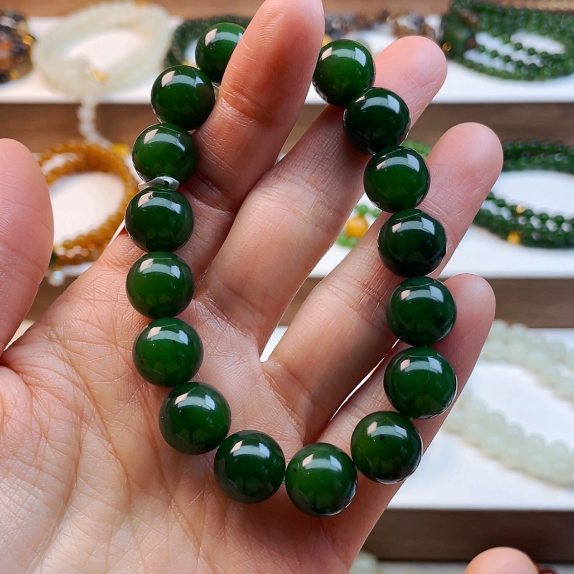 【闪购商品】和田玉手串未镶嵌红皮