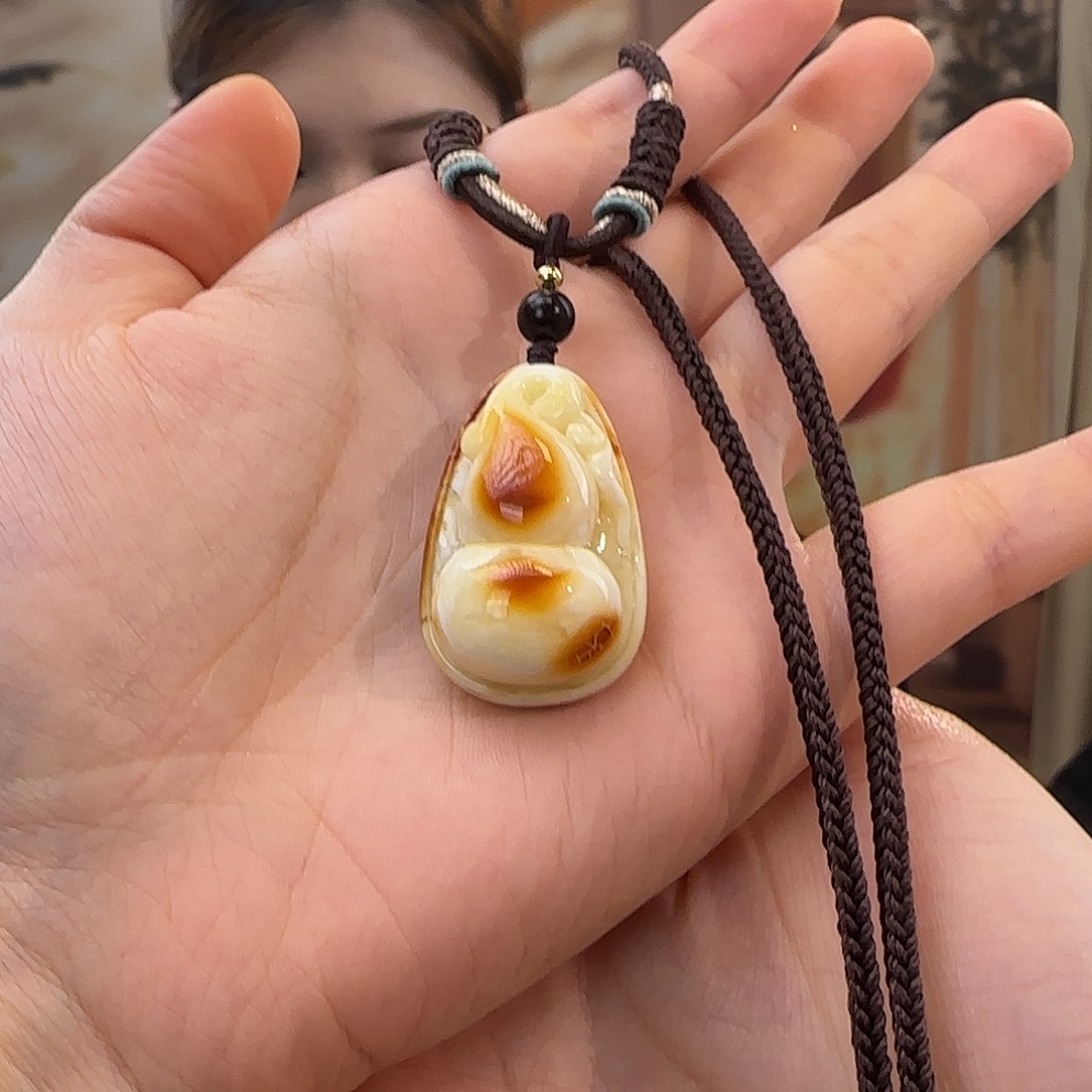 蜜蜡未镶嵌吊坠(赠链)