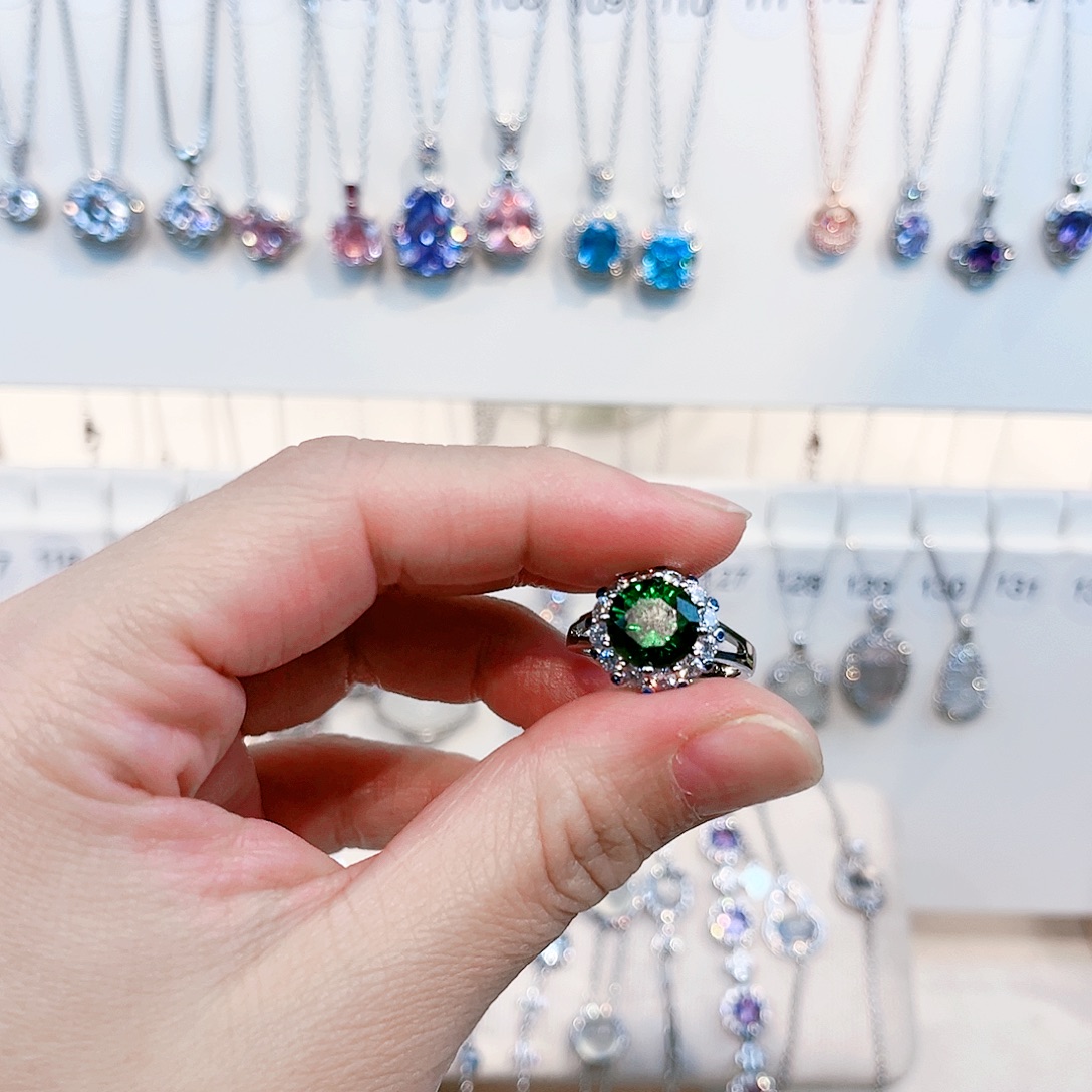 痴****银S925镶嵌戒指绿水晶