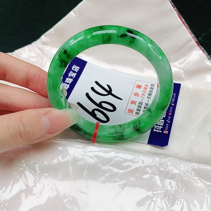 未镶嵌手镯翡翠翡翠手镯