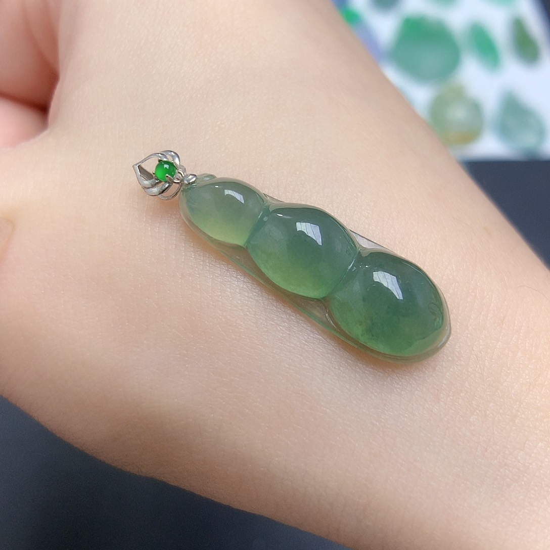 翡翠颈饰18K金镶嵌8888888888888888