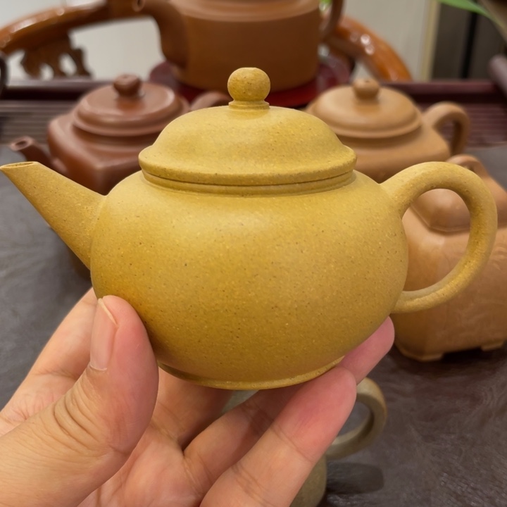 茶壶紫砂黄金段水平