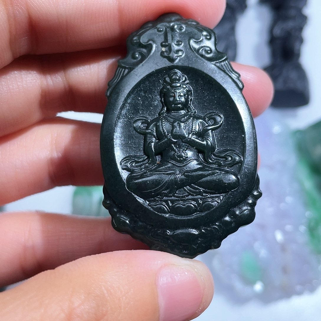 和田玉（糖玉）颈饰未镶嵌