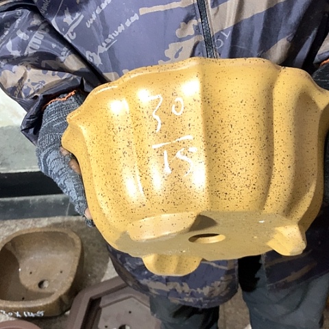 紫砂花盆手工制作