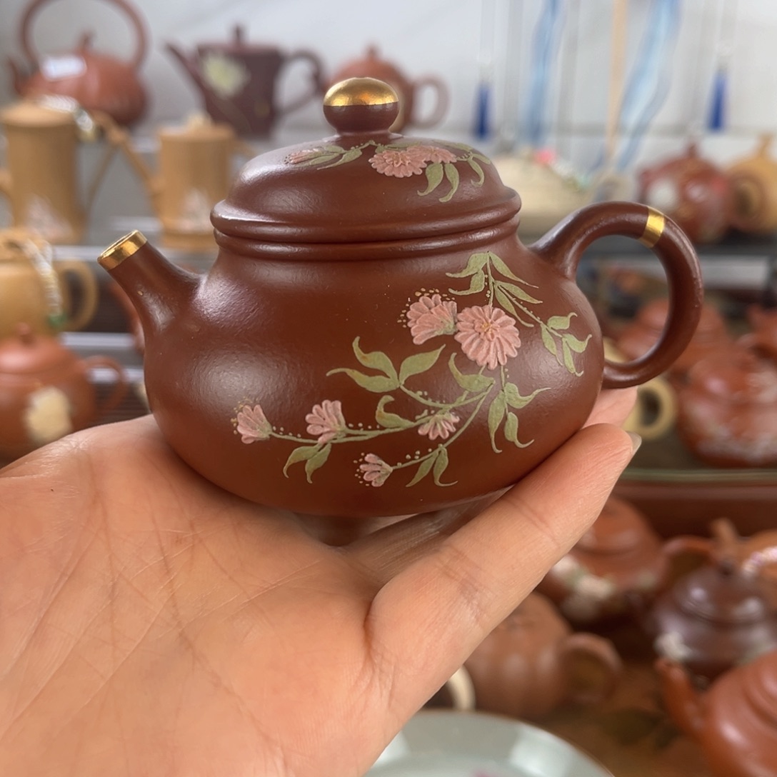 乡****品紫砂手工制作工艺精湛