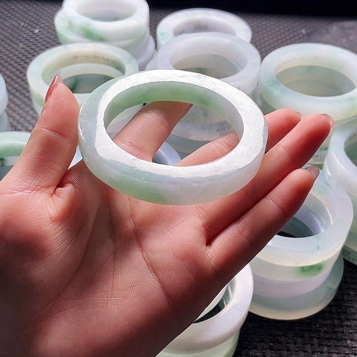 定制翡翠A货未镶嵌