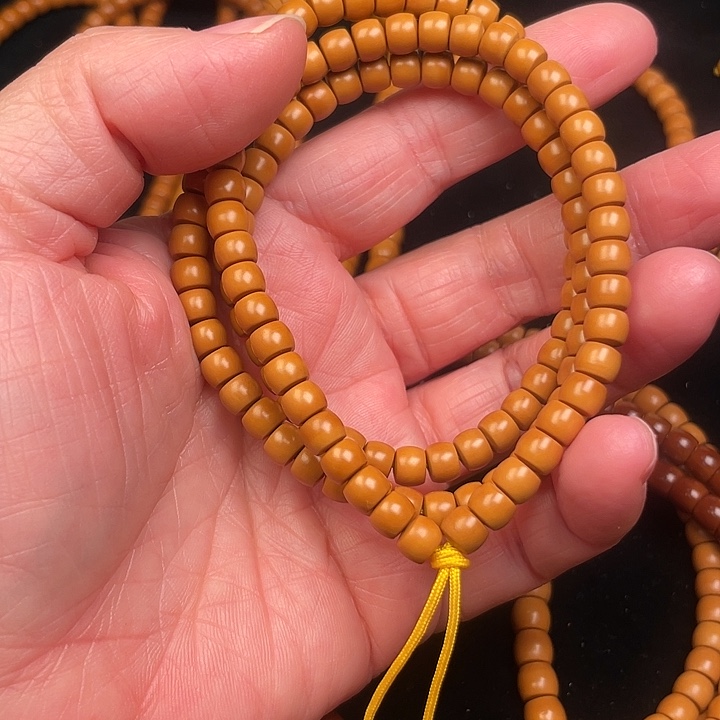 春***华手串文玩核桃脖挂