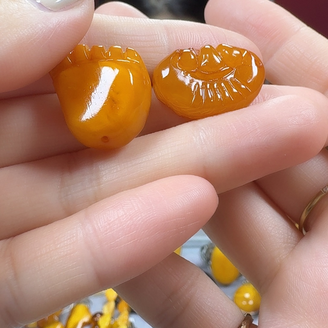 蜜蜡未镶嵌颈饰吊坠