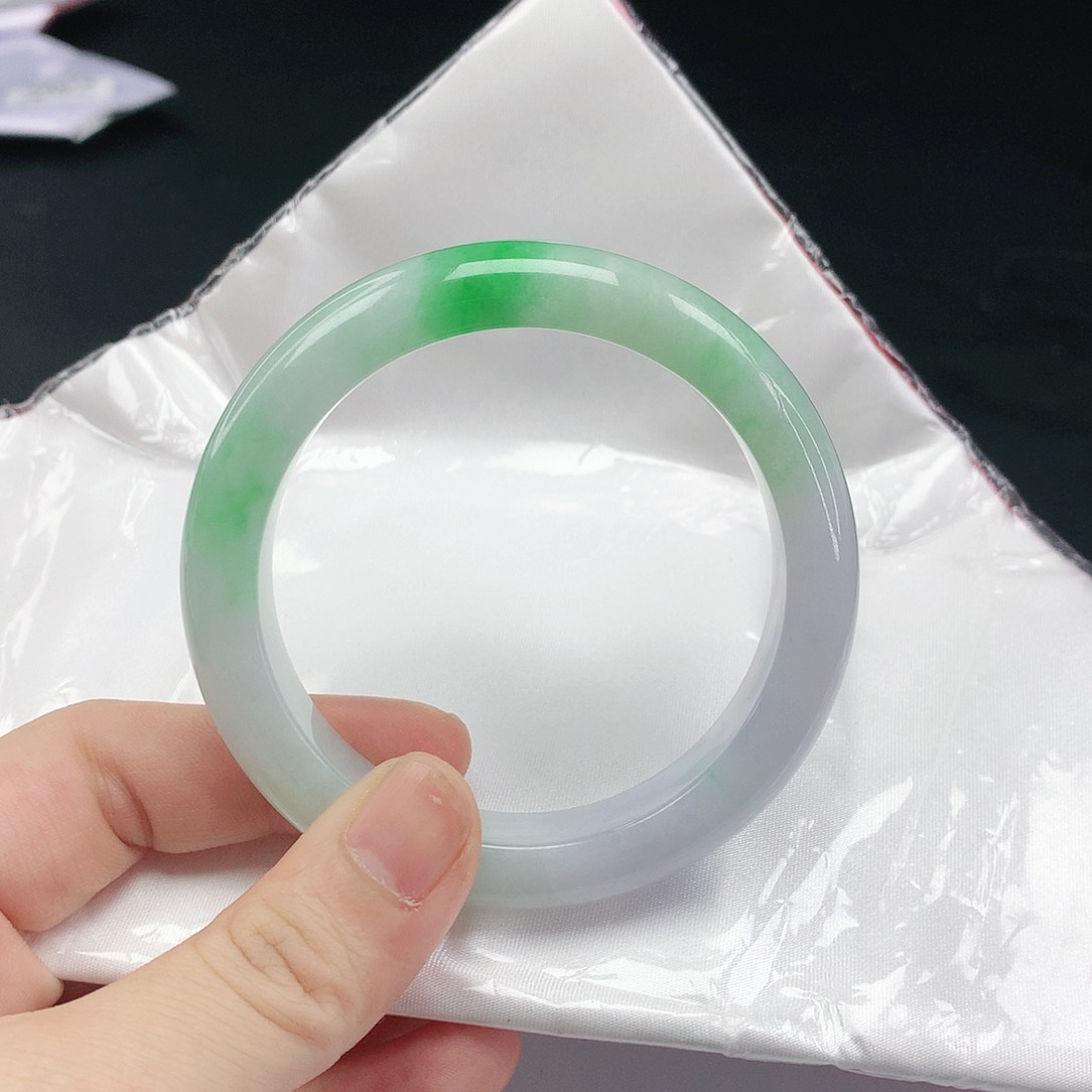 翡翠未镶嵌手镯翡翠004