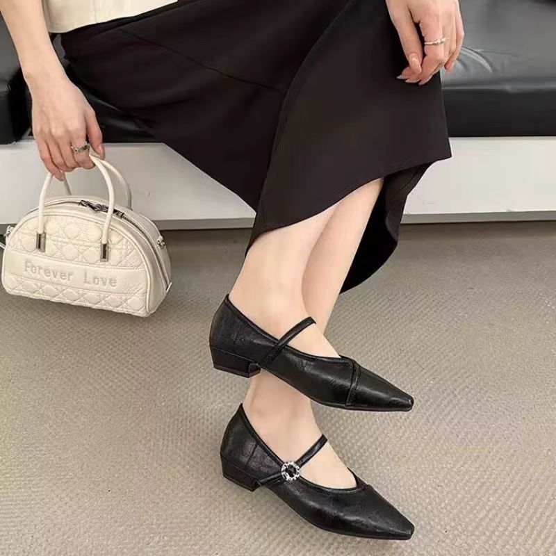 25011   新款舒适浅口粗跟百搭单鞋