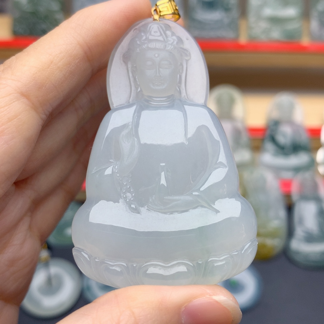 义***天翡翠18K金镶嵌颈饰素衣