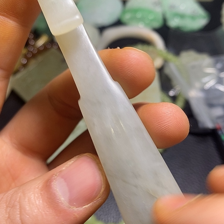 和田玉（糖玉）未镶嵌颈饰
