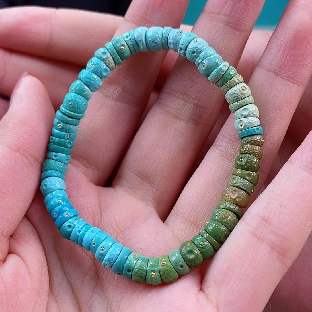 未镶嵌绿松石珠宝奇石