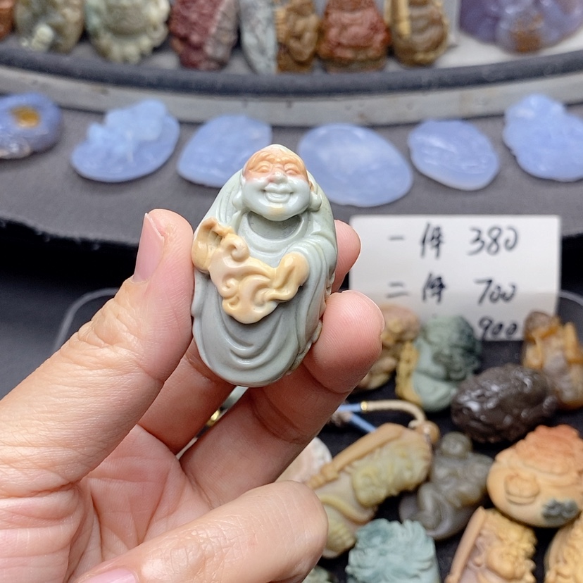 【闪购商品】定制石英质玉吊坠未镶嵌