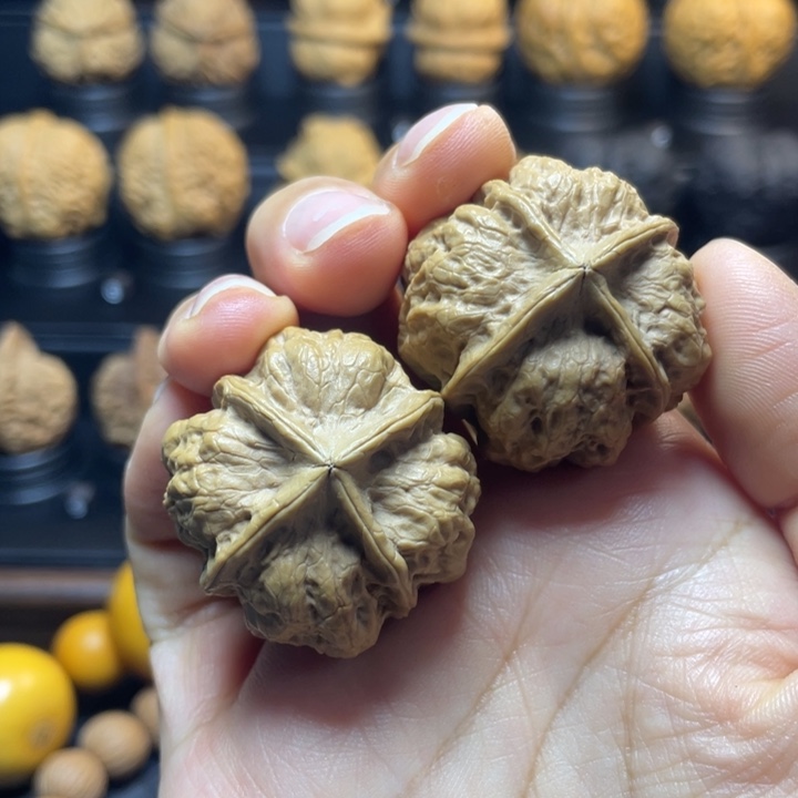 文玩核桃吊坠文玩核桃小包四棱