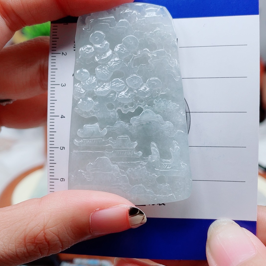 翡翠未镶嵌项圈山水