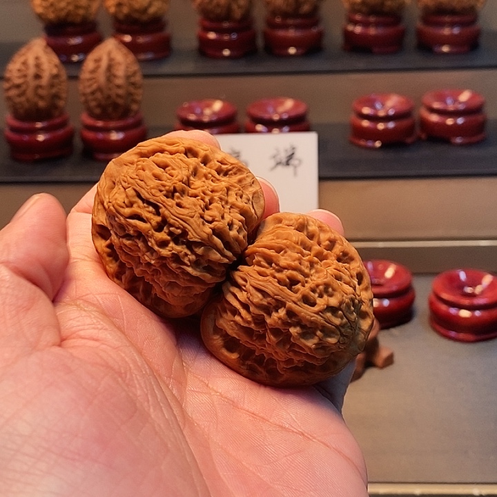 小***学桃核把件42尺全品逐鹿南疆