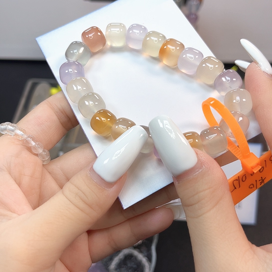 玛瑙/玉髓未镶嵌颈饰