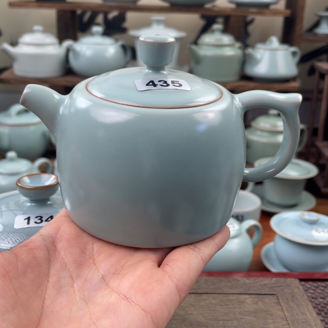 陶瑕疵435仿古釉井兰壶……