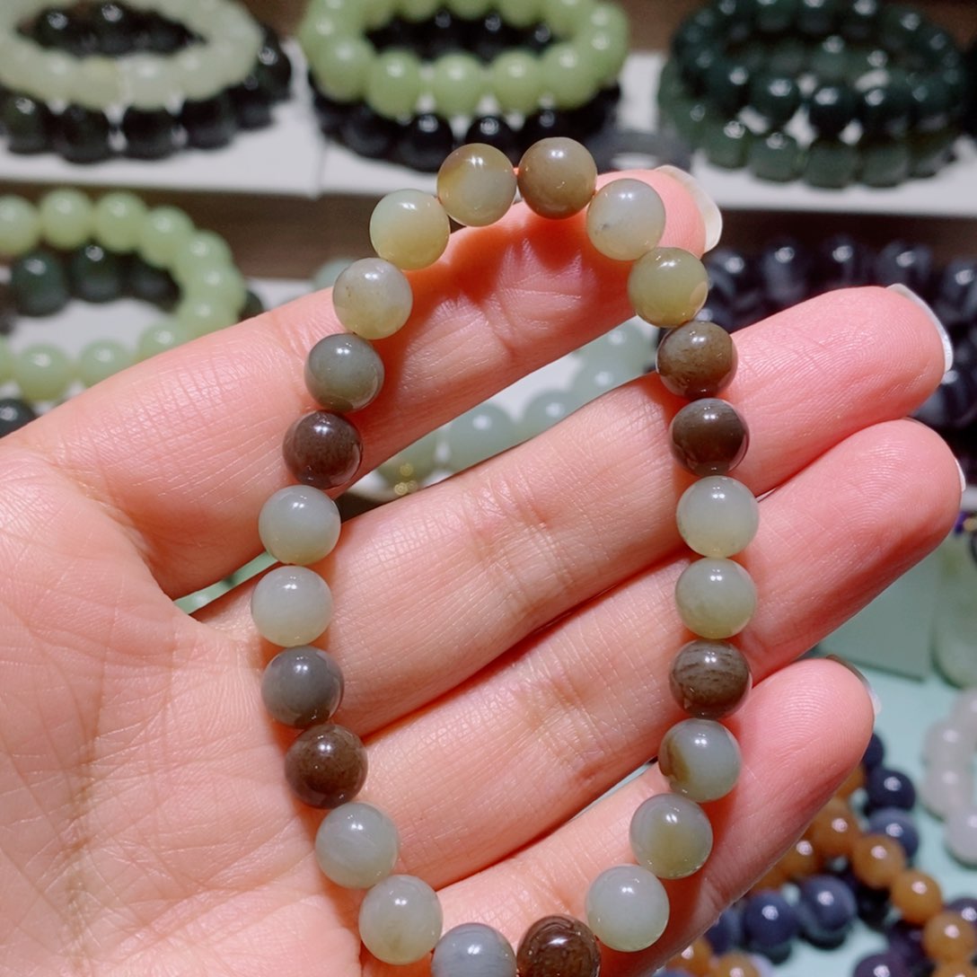 未镶嵌和田玉手链