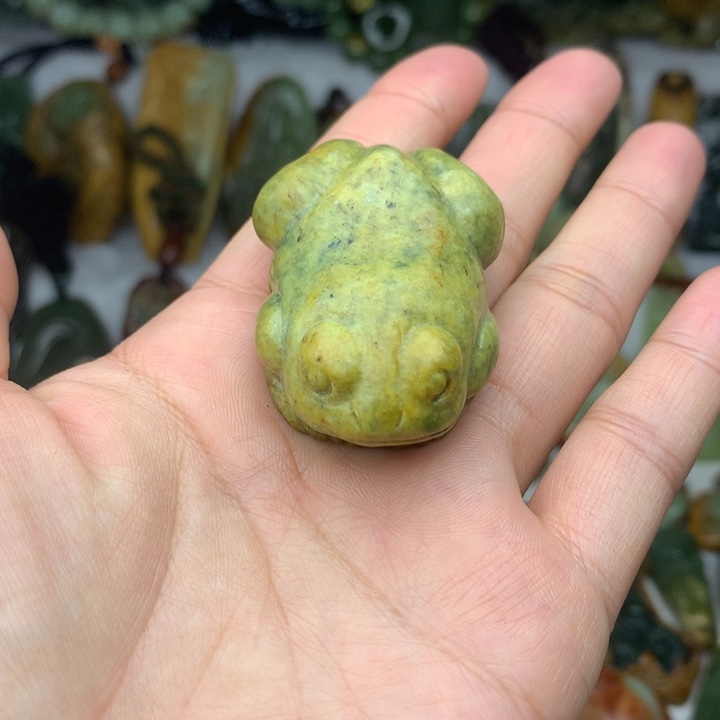 岫岩河磨玉（透闪石质玉）手把未镶嵌