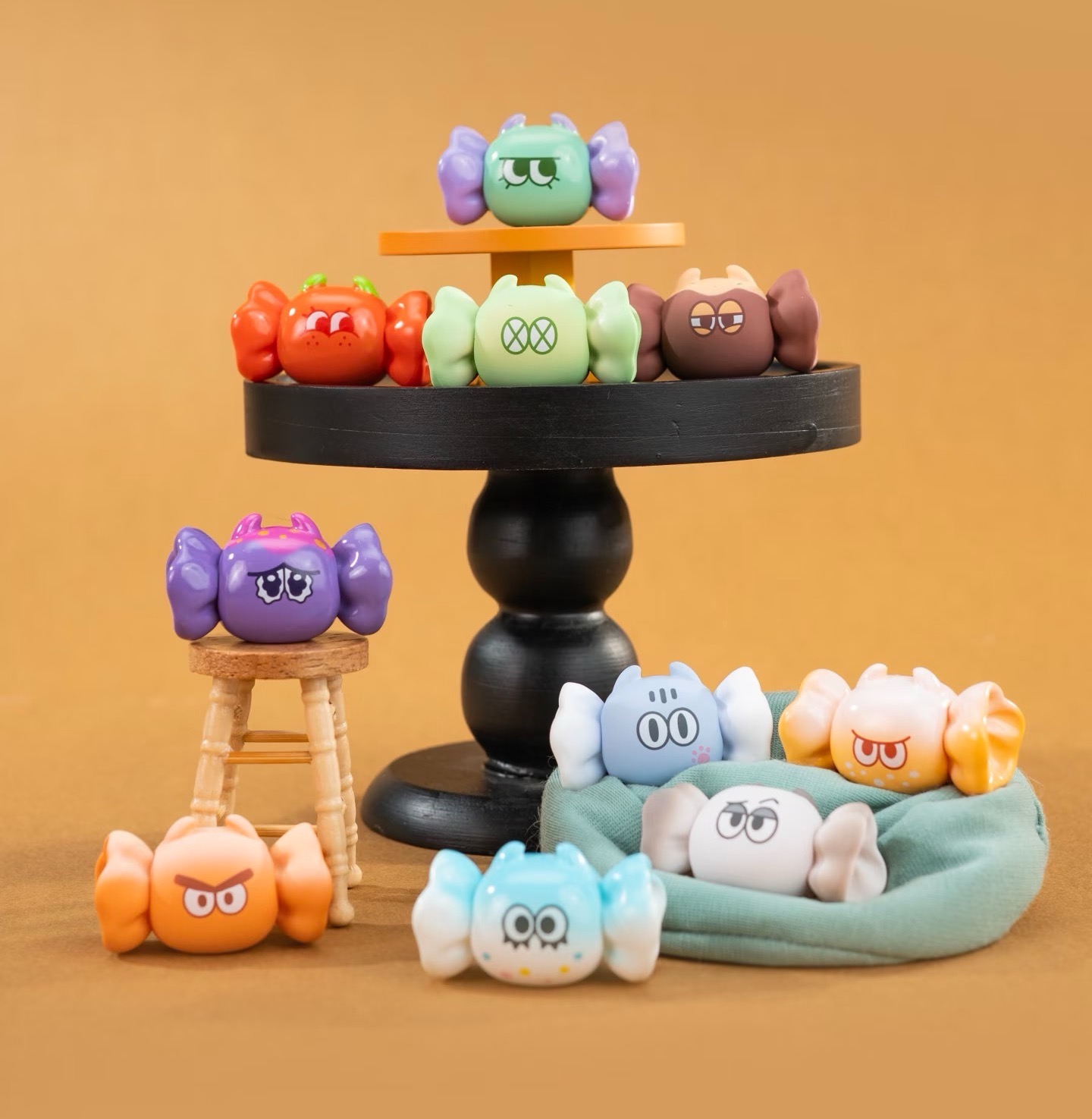 （拆盒）怪味星卜糖正品手办萌粒