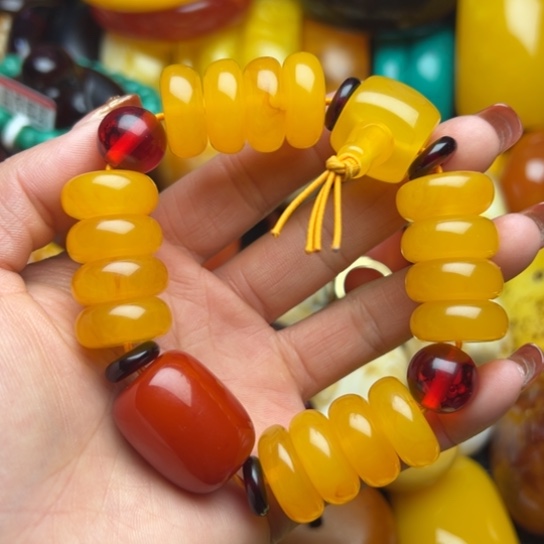 琥珀手串未镶嵌蜜蜡