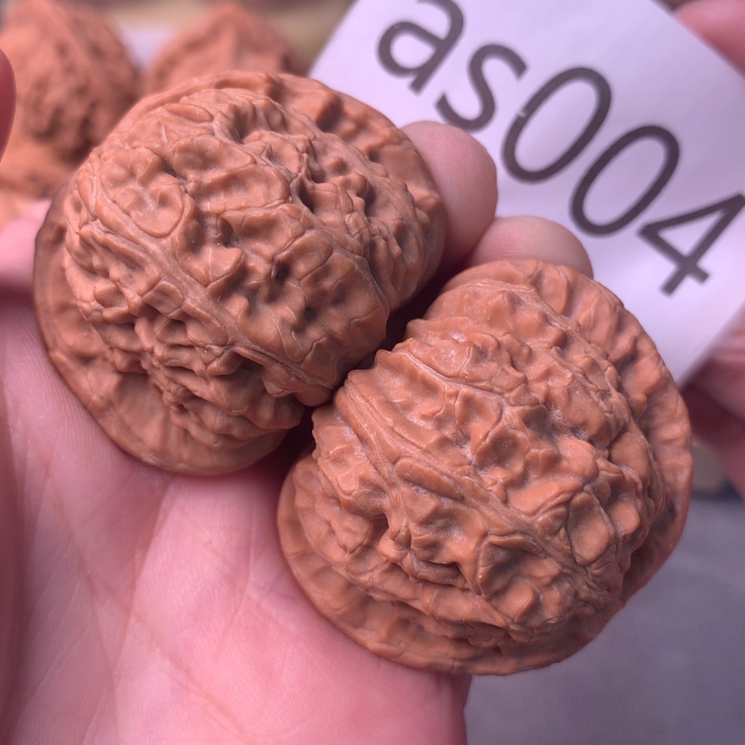 文玩核桃把件红皮球白42