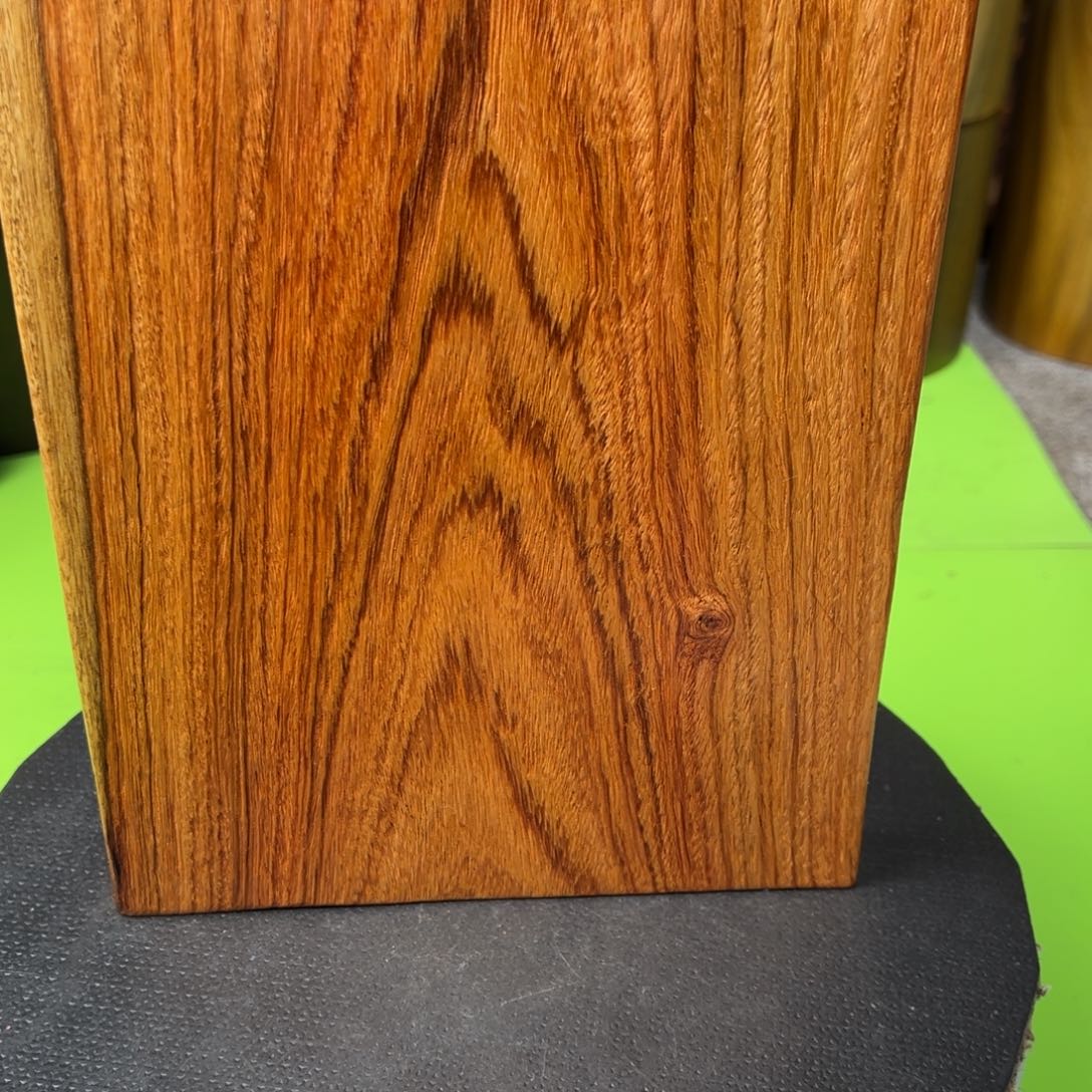 哈***镜大果紫檀（缅甸花梨）