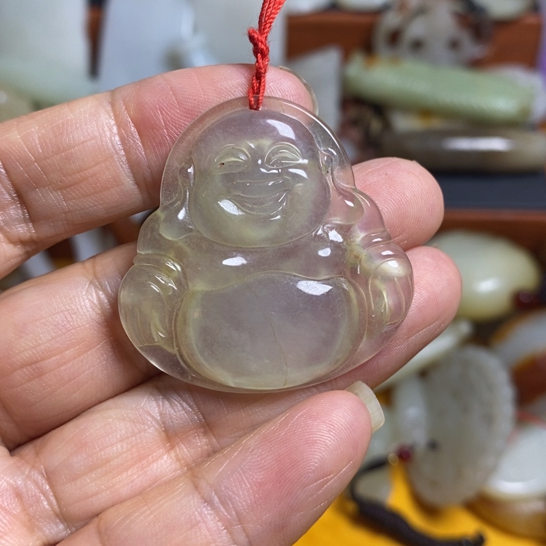 颈饰未镶嵌和田玉（糖玉）