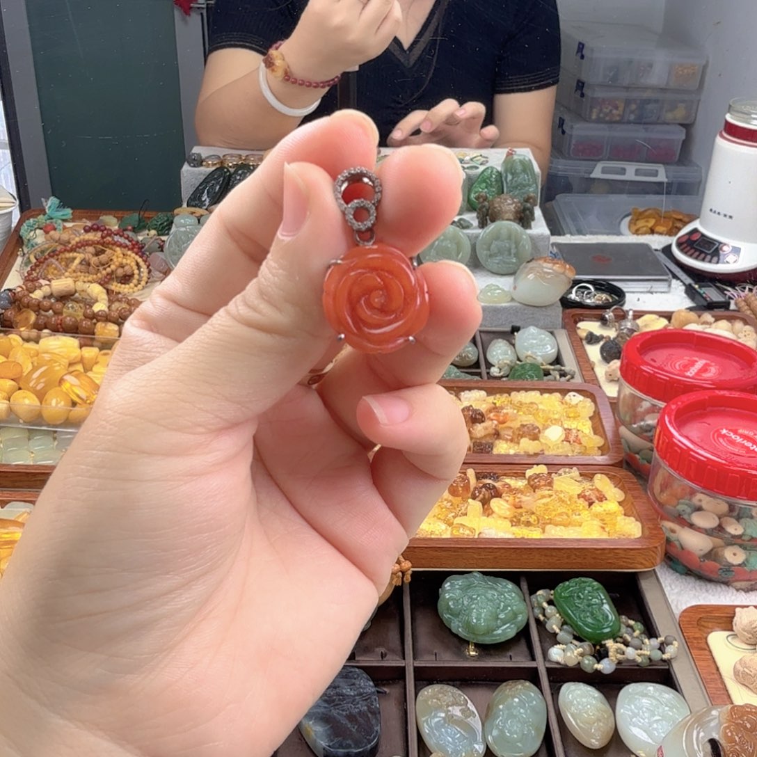 颈饰银S925镶嵌南红玛瑙