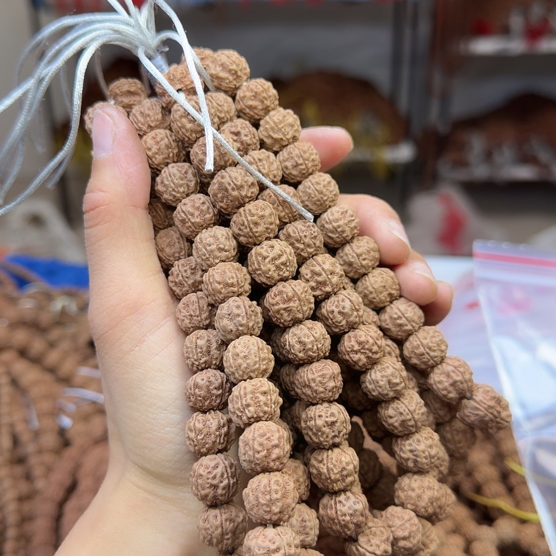 崔***哥金刚菩提吊坠老树王手持1条