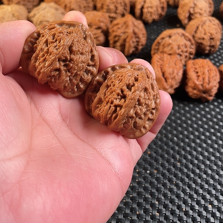 把件文玩核桃三角白40尺